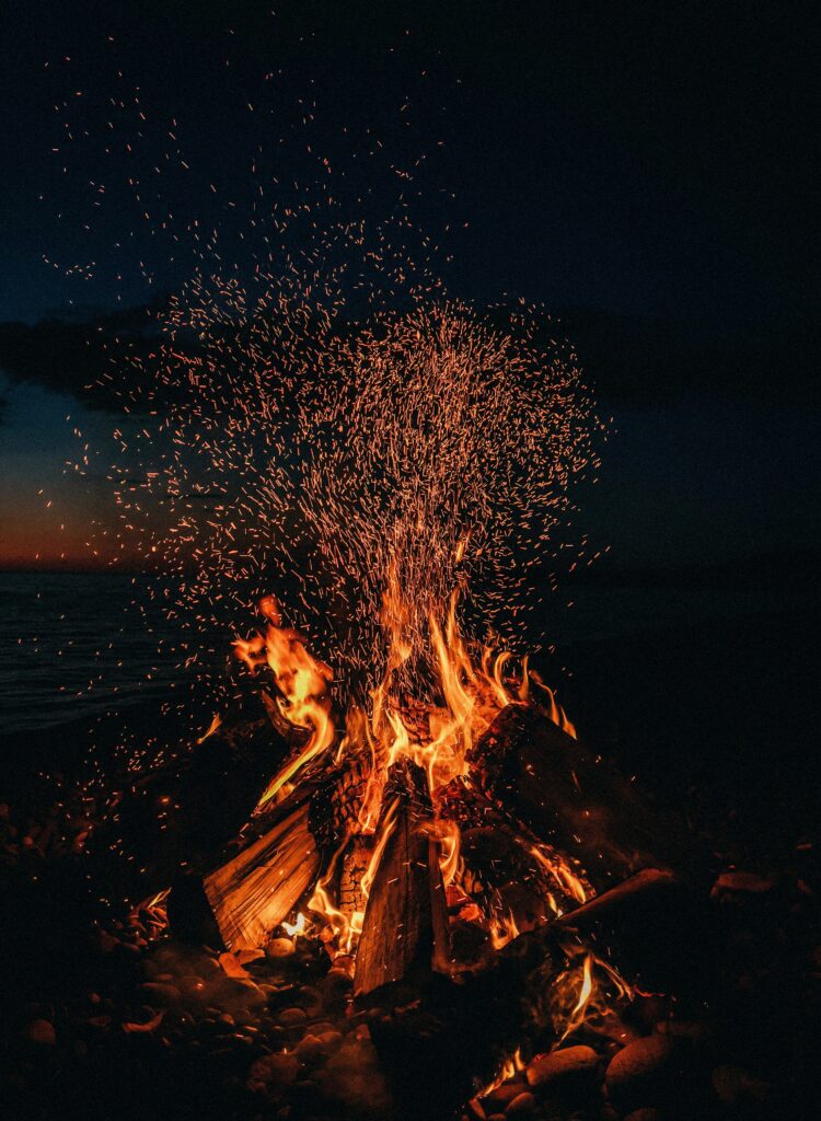 hans-isaacson-ZqSDrFeAbCg-unsplash